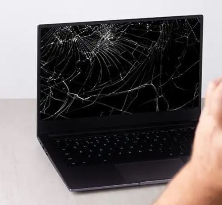 Replacing A Laptop Screen at Home (Do It Yourself)